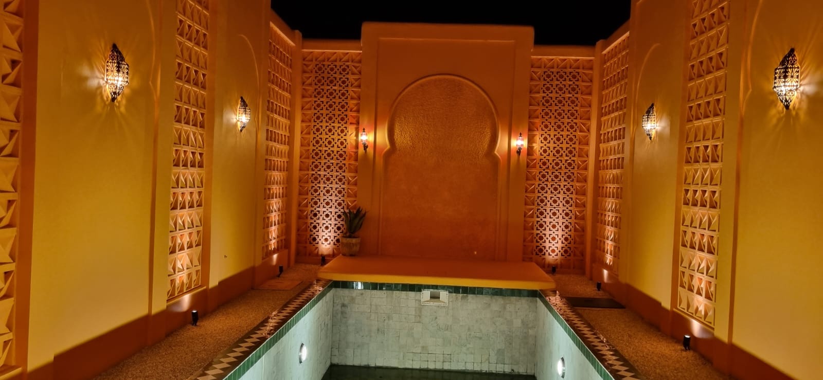 Instalasi lampu villa Bali
