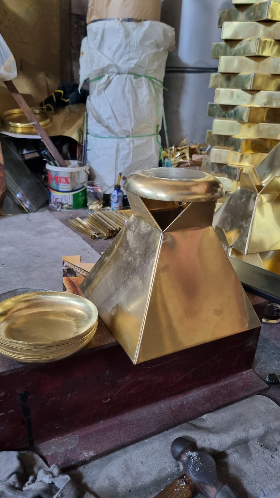 Proses finishing lampu